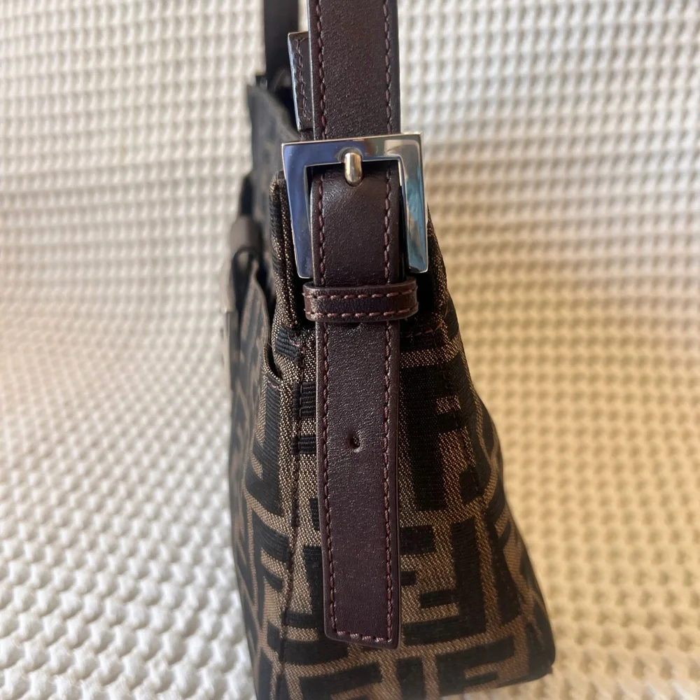 Fendi Zucca Baguette - Picture 6 of 16